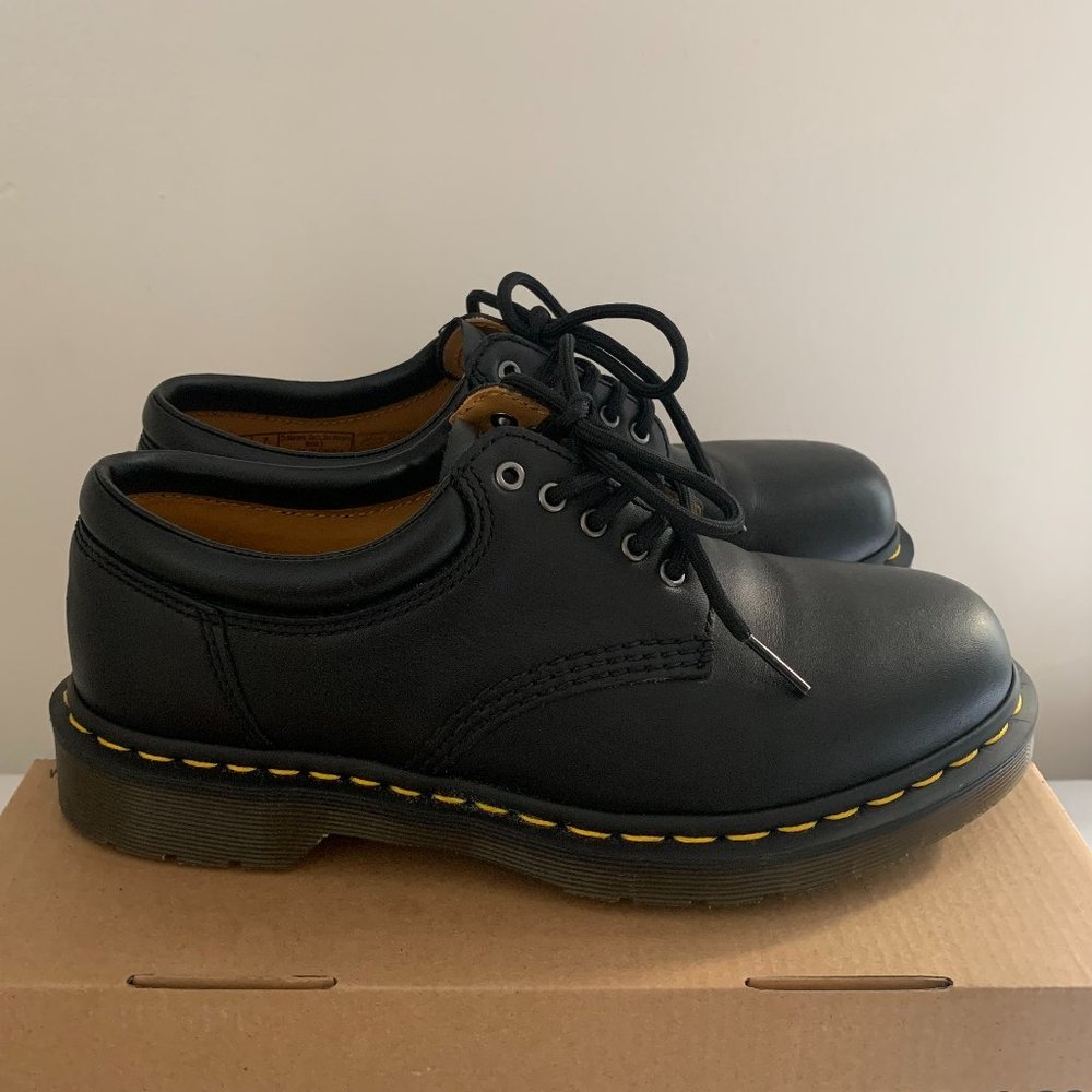 NEW Dr Martens Oxfords Size 9 W / 7 M